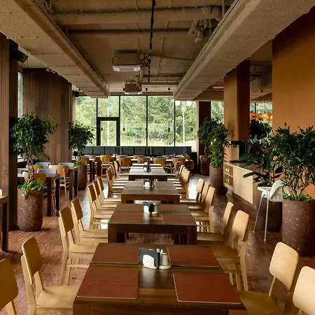 Hotel Eterna & By Fomich 4*