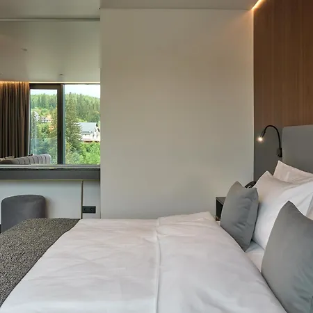 Eterna & By Fomich Hotel